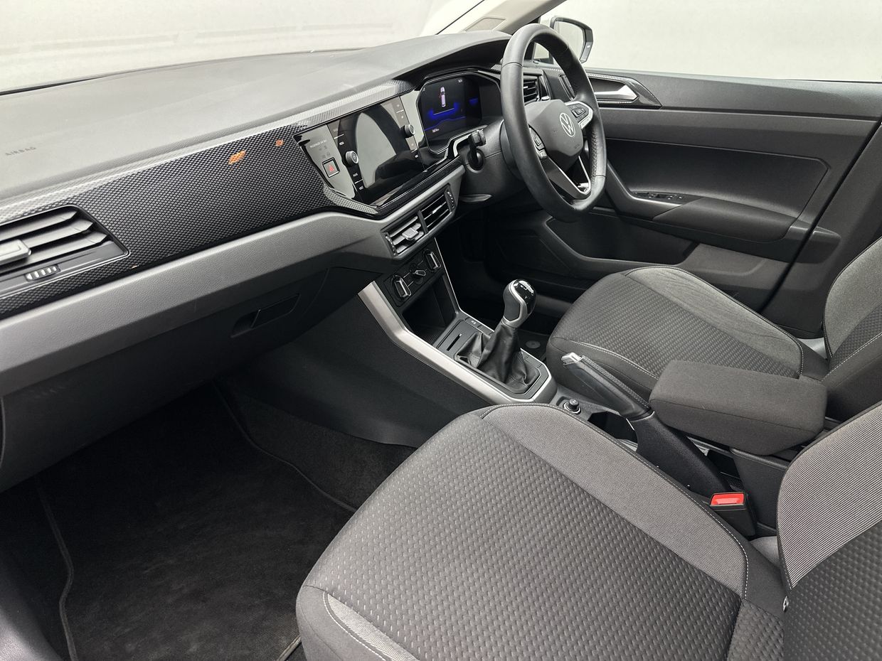 Volkswagen POLO Photo 18