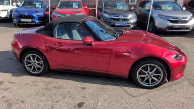 Mazda MX-5 Photo 10