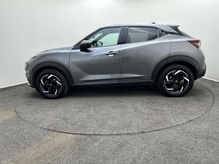 Nissan JUKE Photo spincar-6ff1be7ca39a6b776e65b58a6549f72f0cdcd9f5.jpg
