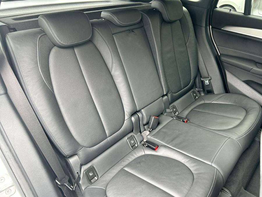 BMW X1 Photo spincar-70bd2ed2b388d87af0512bb1c75ba3bbb612fed7.jpg