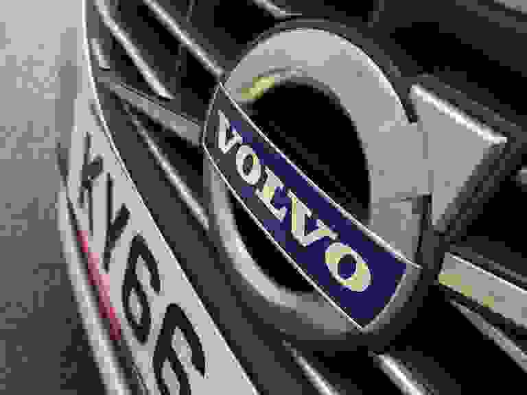 VOLVO V60 Photo spincar-70f20e08447a936e04753d336c0d4d53203136e9.jpg