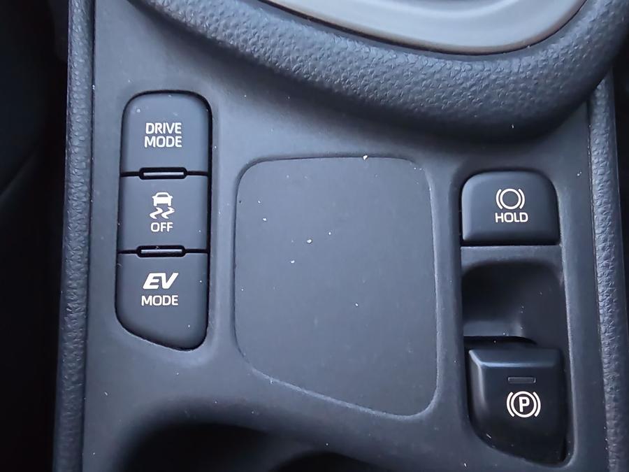 Mazda Mazda2 HYBRID Photo spincar-7134e54b8456bd80f758f079e0a42e665b946d06.jpg