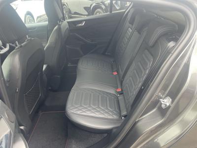 Ford Focus Photo 27