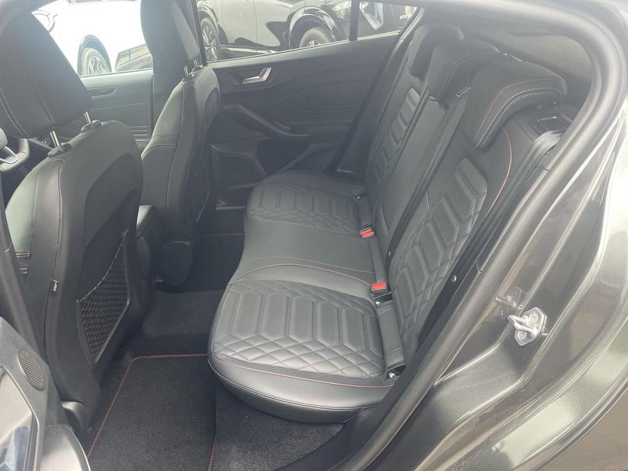 Ford Focus Photo spincar-713d18036dccbadb3fe87e7b4876c28db7794b9c.jpg