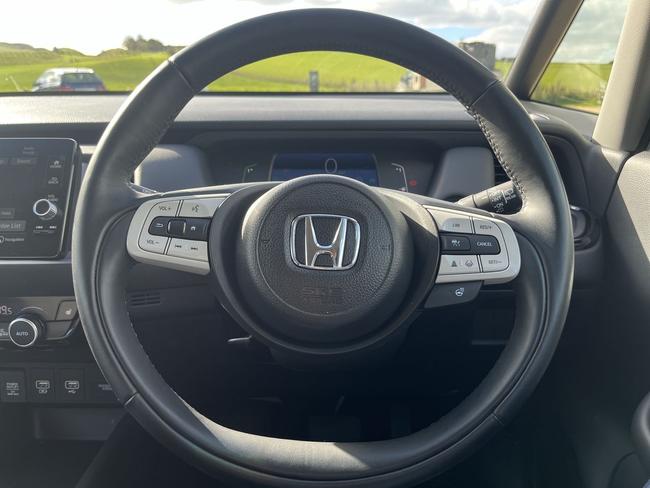 Honda Jazz Photo spincar-7160f1bf1d836b8646b9c6fd71727e8bb761ebe7.jpg