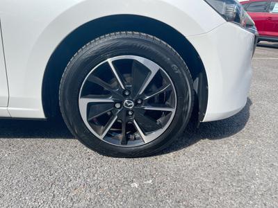 Mazda Mazda2 Photo 18