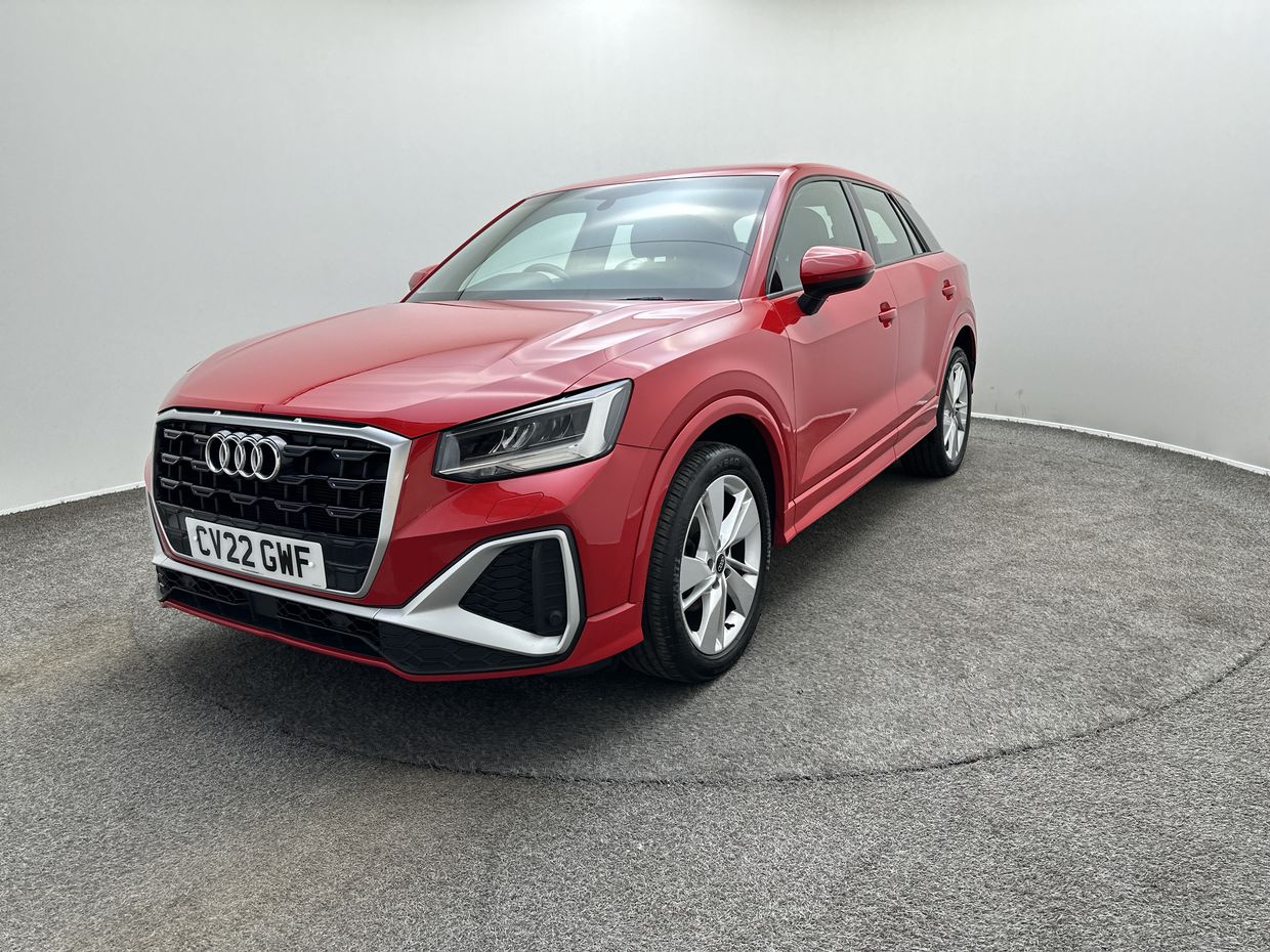Audi Q2 Photo 3
