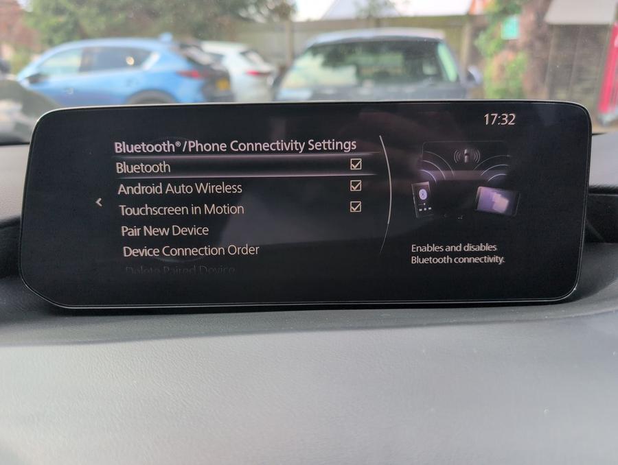 Mazda Mazda3 Photo spincar-72e087d8d824ab9224e5d324347551c6c3a4f14b.jpg