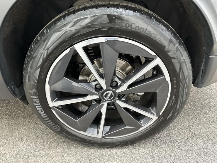 Nissan QASHQAI Photo spincar-7306ac2d9c0b2e602fa621a7b9a46e5d23bf83c9.jpg
