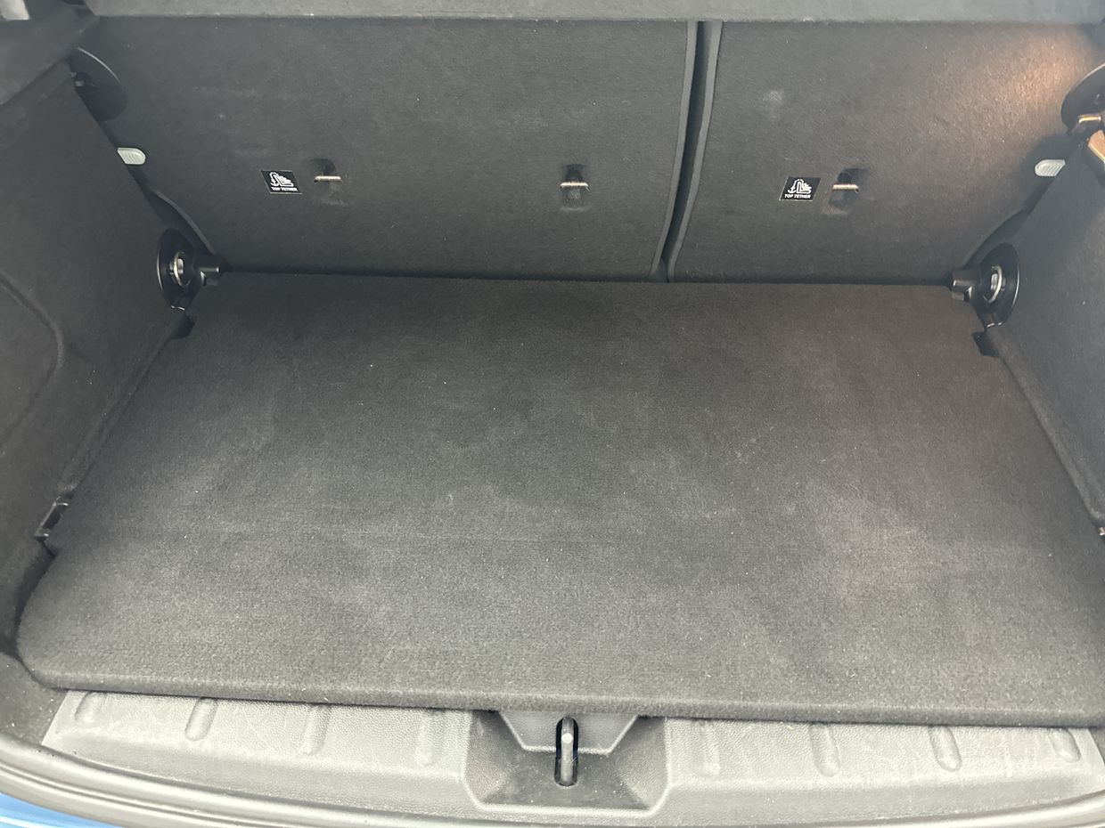 MINI HATCHBACK Photo 20