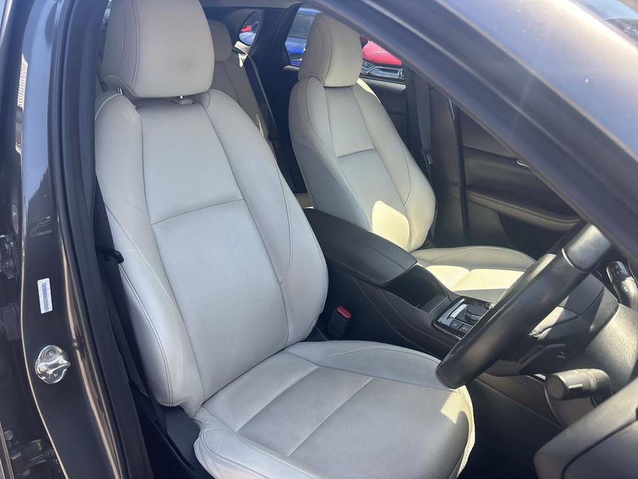 Mazda CX-30 Photo spincar-73b8f6828d85d4a261e7e669b493f1e7e2c07d8c.jpg