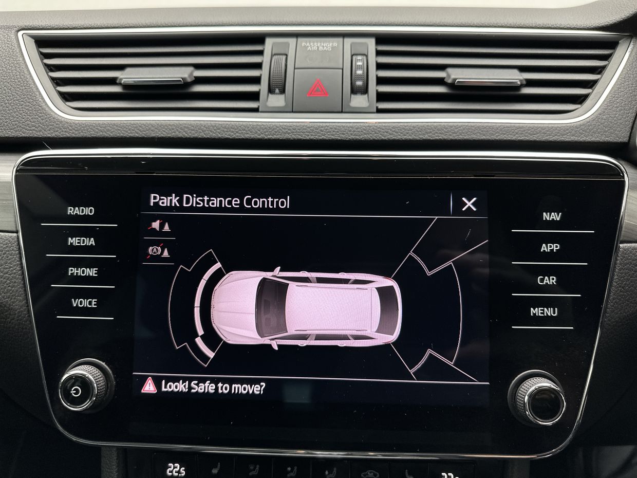 Skoda SUPERB Photo 26