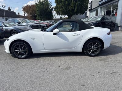 Mazda MX-5 Photo 16
