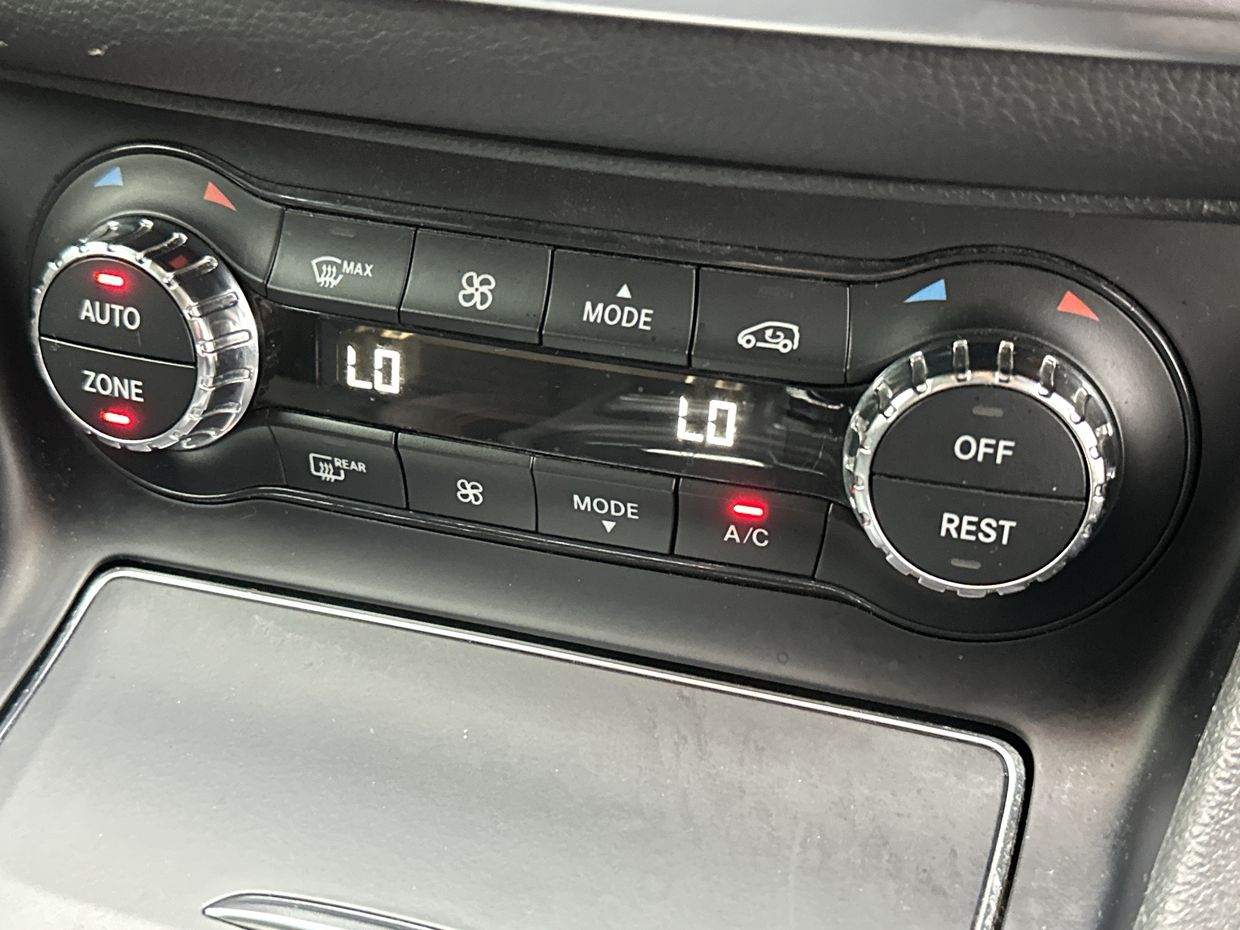 Mercedes-Benz Gla Photo 13