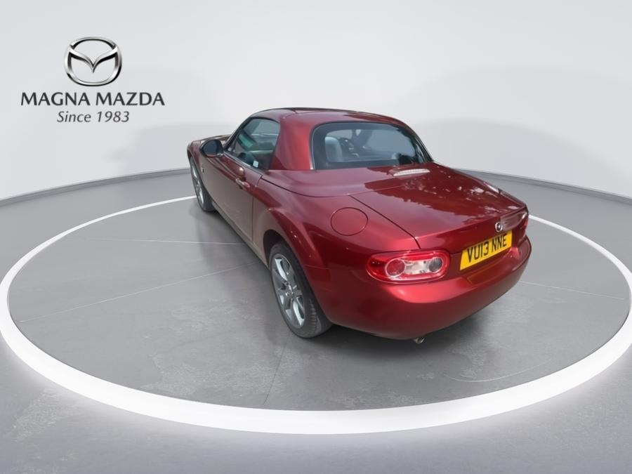 Mazda MX-5 Photo spincar-764feb2db9f407b1ea65cac7f3d335ec19f2cf90.jpg