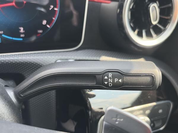 Mercedes-Benz A Class Photo 34