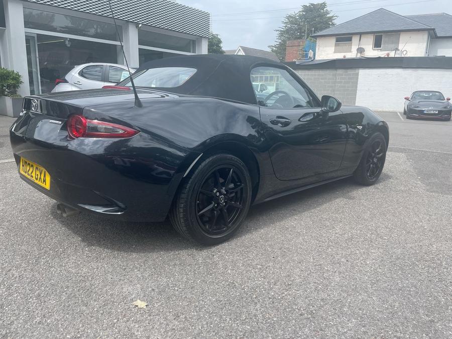 Mazda MX-5 Photo spincar-769d2ccce3e28f15fb6f36bc625bcd8a0d2d23b5.jpg