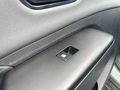 Hyundai KONA Photo 25