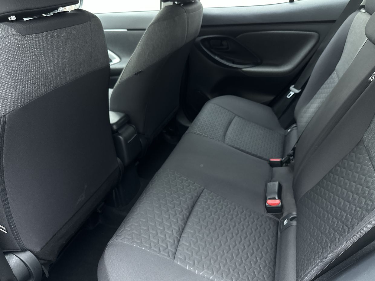 Toyota Yaris Photo 17