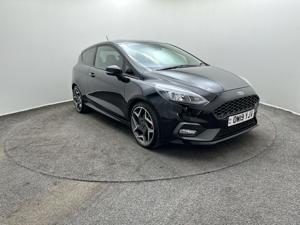 Ford Fiesta Photo 0