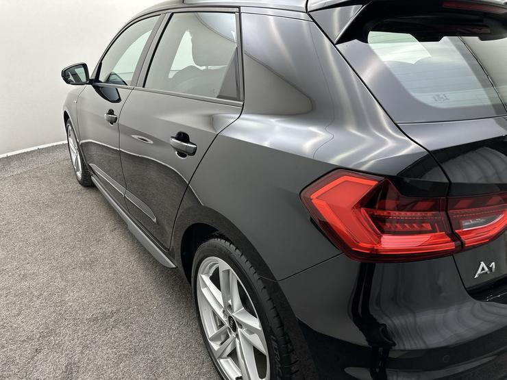 Audi A1 Photo spincar-78068316fc565bbb39bdc141e5ab7ce981074c25.jpg
