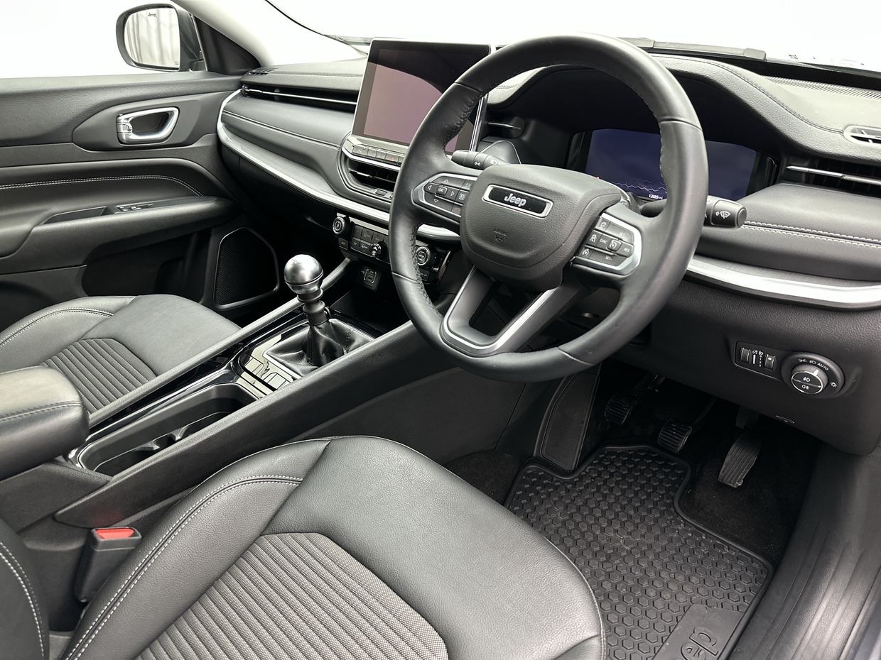 Jeep Compass Photo 15