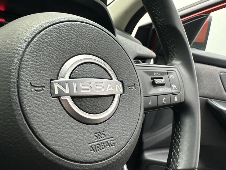 Nissan QASHQAI Photo spincar-787b6483ff279f99e61818ffb29f97b31a24aa3f.jpg