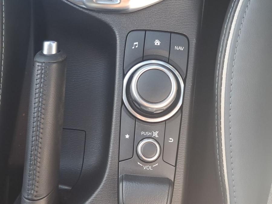 Mazda Mazda2 Photo spincar-78f71ab9d90d5d02ef86506dc6ddf51c195d60c4.jpg