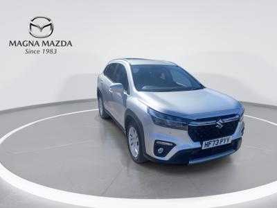 Suzuki S-Cross Photo 11