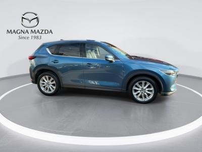 Mazda CX-5 Photo 1