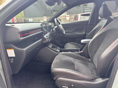 Hyundai KONA Photo 13