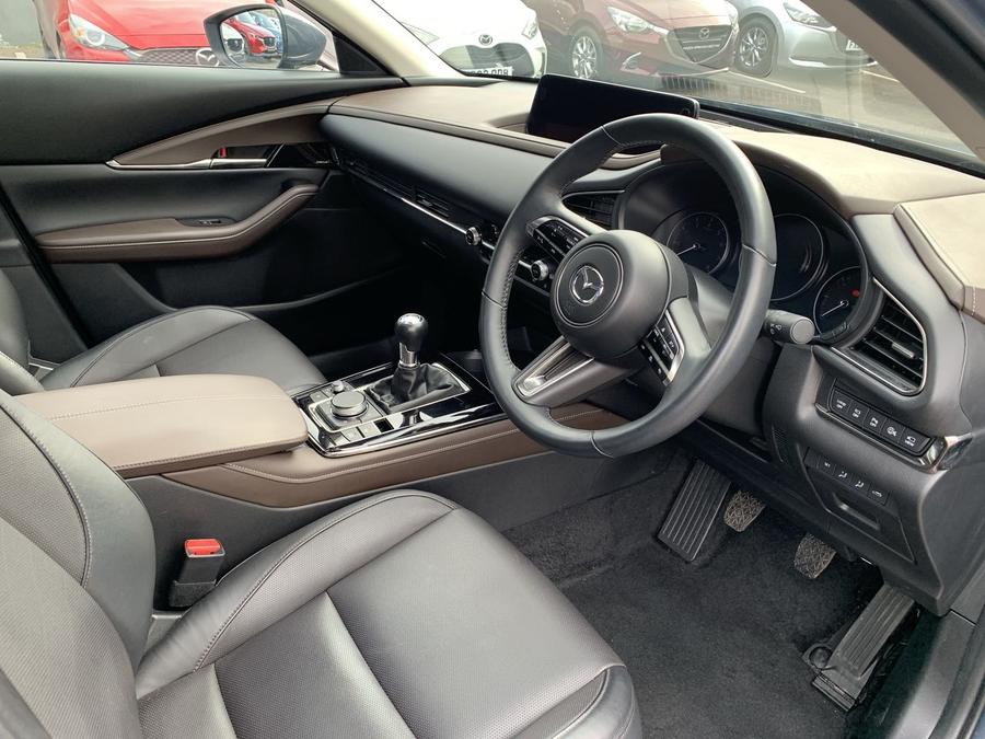 Mazda CX-30 Photo spincar-7ae4609de31154245dfb6d952c6309c95d959d8e.jpg