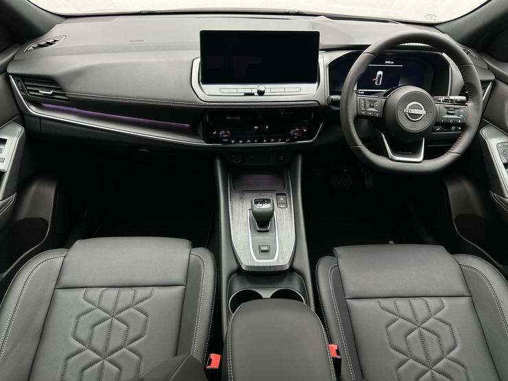 Nissan QASHQAI Photo spincar-7afe5628f6395214dfc5054bb6ee4e4154197b1f.jpg