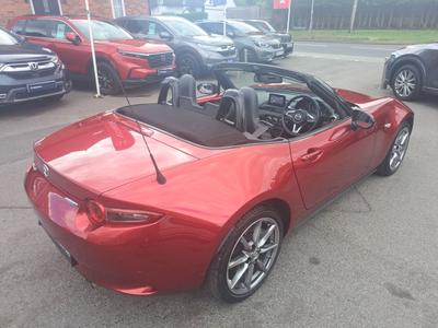 Mazda MX-5 Photo 24