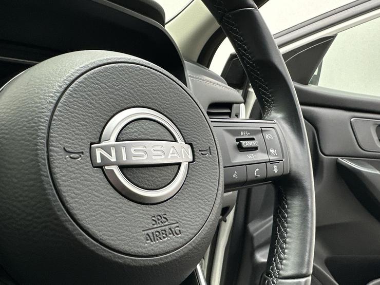 Nissan QASHQAI Photo spincar-7bc725ebd3cc016a7bd2a469017aed74cd56bcc9.jpg