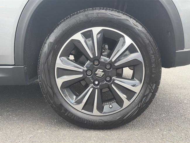 Suzuki Vitara Photo spincar-7bce4f8f67501c1c1f9644291290d6b4cbf6b6a5.jpg