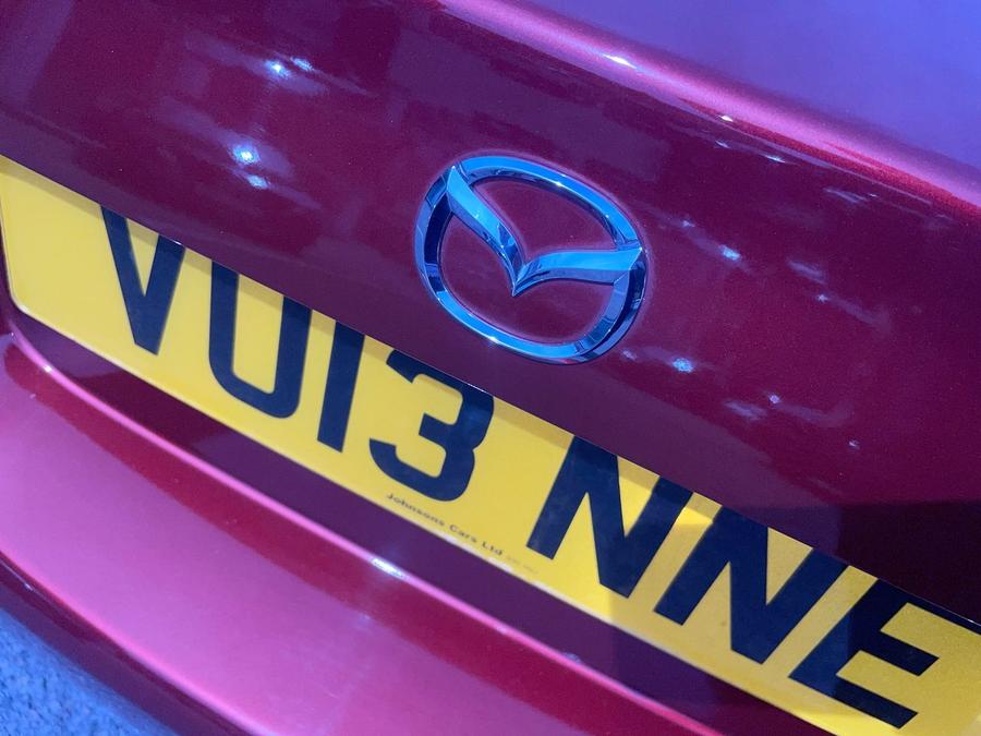 Mazda MX-5 Photo spincar-7c60316dfa5558e67fc566ae186ec3cae121c1d2.jpg