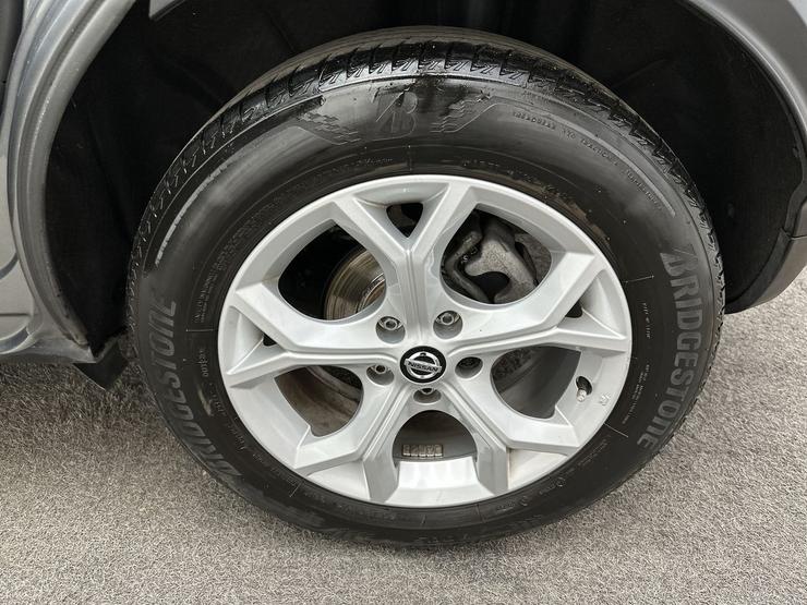 Nissan JUKE Photo spincar-7c797ac03372130d108d6fd1204605719ffa1360.jpg