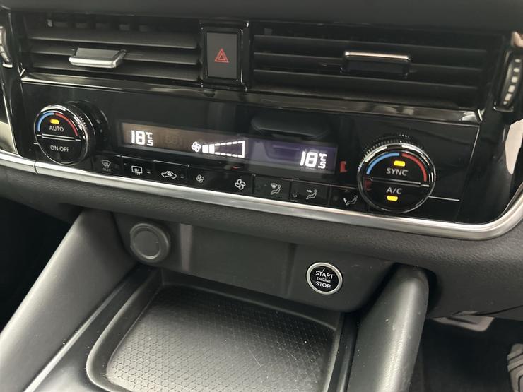 Nissan QASHQAI Photo spincar-7dc7c737ba913f2f9545008f5bfb316c76560817.jpg
