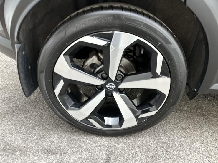 Nissan JUKE Photo spincar-7dddb8107a1600c6b6c039c7e3ceb756e4abadc7.jpg