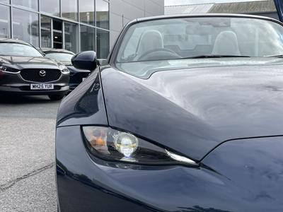 Mazda MX-5 Photo 29
