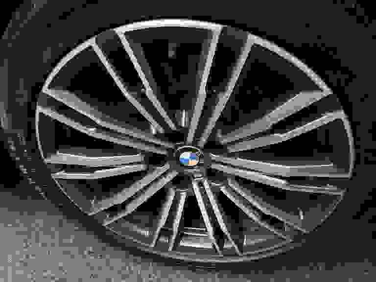 BMW 3 SERIES Photo spincar-7eb0479819f42464fd3b152d9f454e4d01ca46c6.jpg