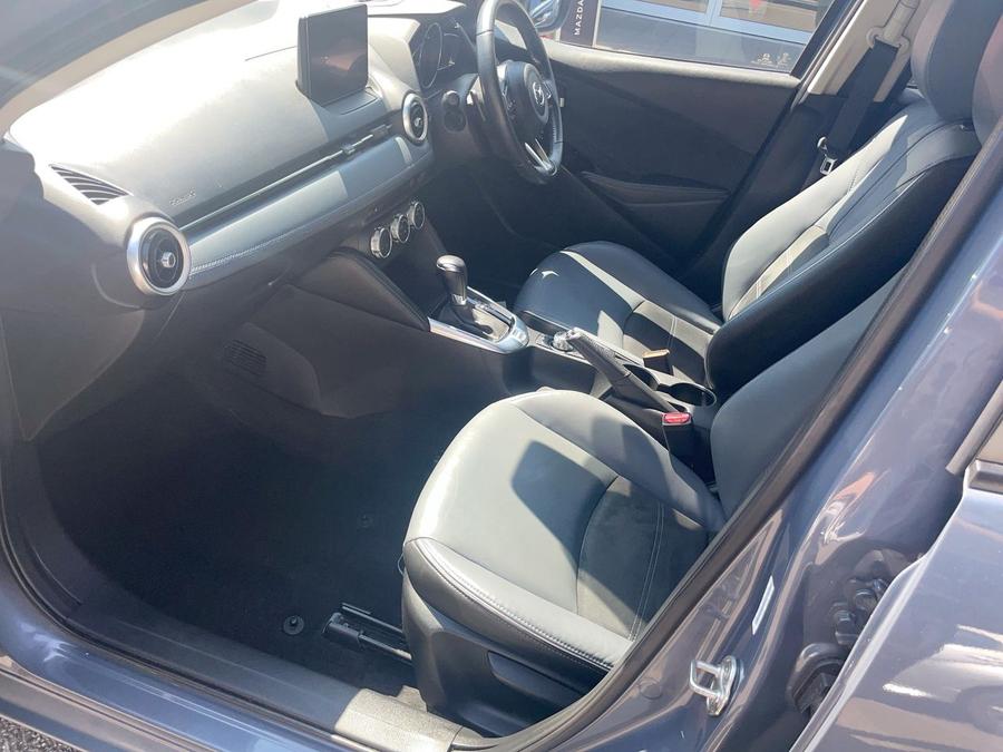 Mazda Mazda2 Photo spincar-7f6d7ad8e75aac86534daa3b010483f1209ba504.jpg