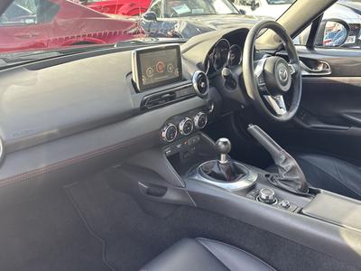 Mazda MX-5 RF Photo 24