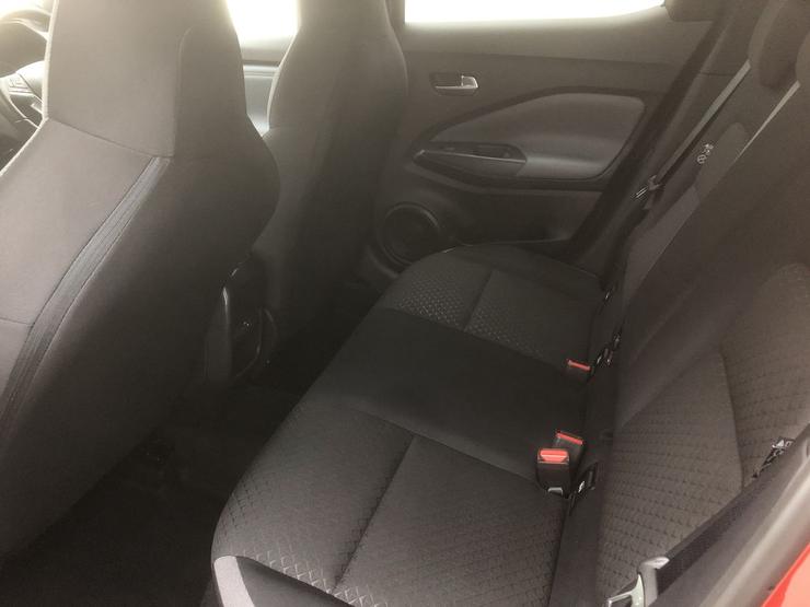 Nissan JUKE Photo spincar-813ea326707fbd0cb6c39ad35f180eb5537affb0.jpg