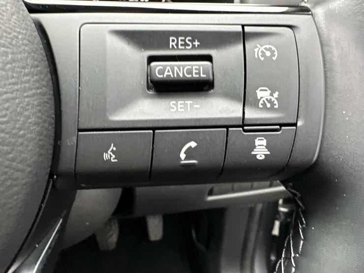 Nissan QASHQAI Photo spincar-81c9a153a1e5152874a3f0aba692c9e8cb4120c6.jpg