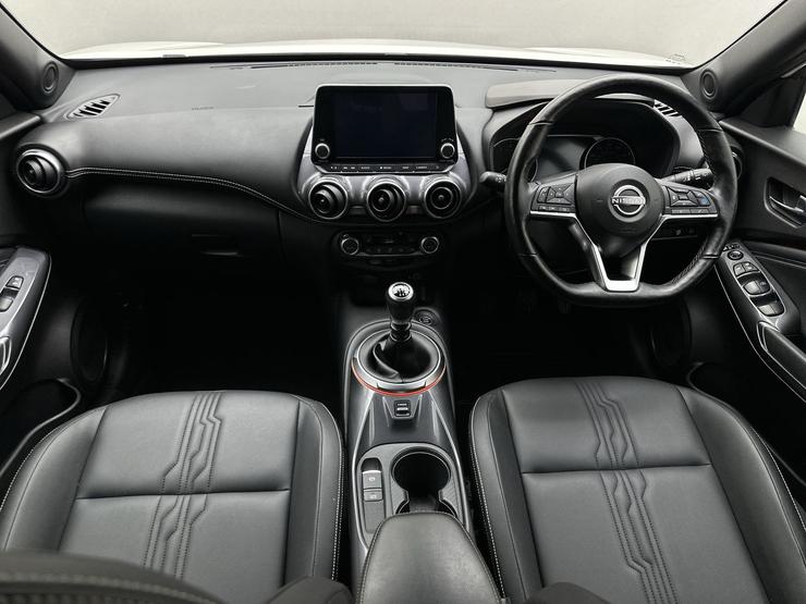 Nissan JUKE Photo spincar-81eb51a81e9968550b8fd9b67e6ac1a3a344ecdd.jpg