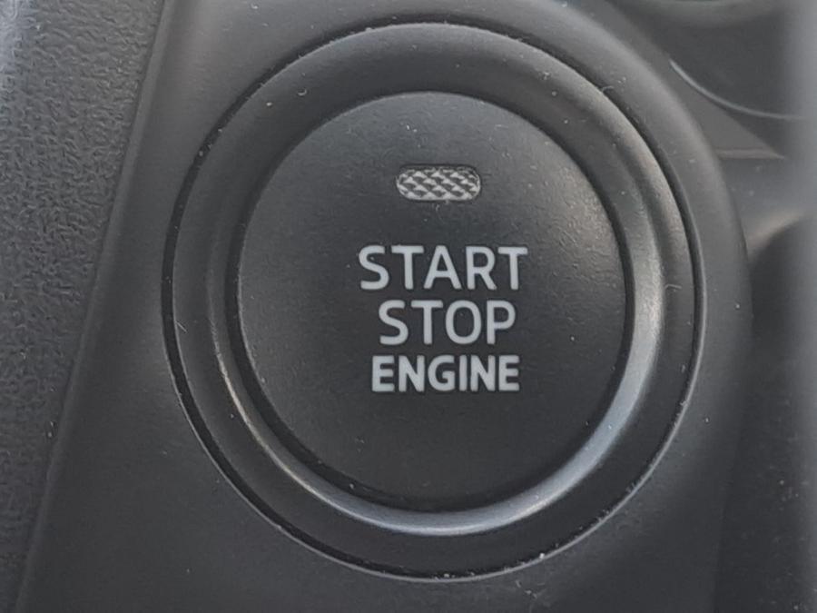 Mazda Mazda2 Photo spincar-820738f909618b84d1968af32bf8e53622839f3e.jpg
