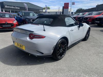 Mazda MX-5 Photo 12