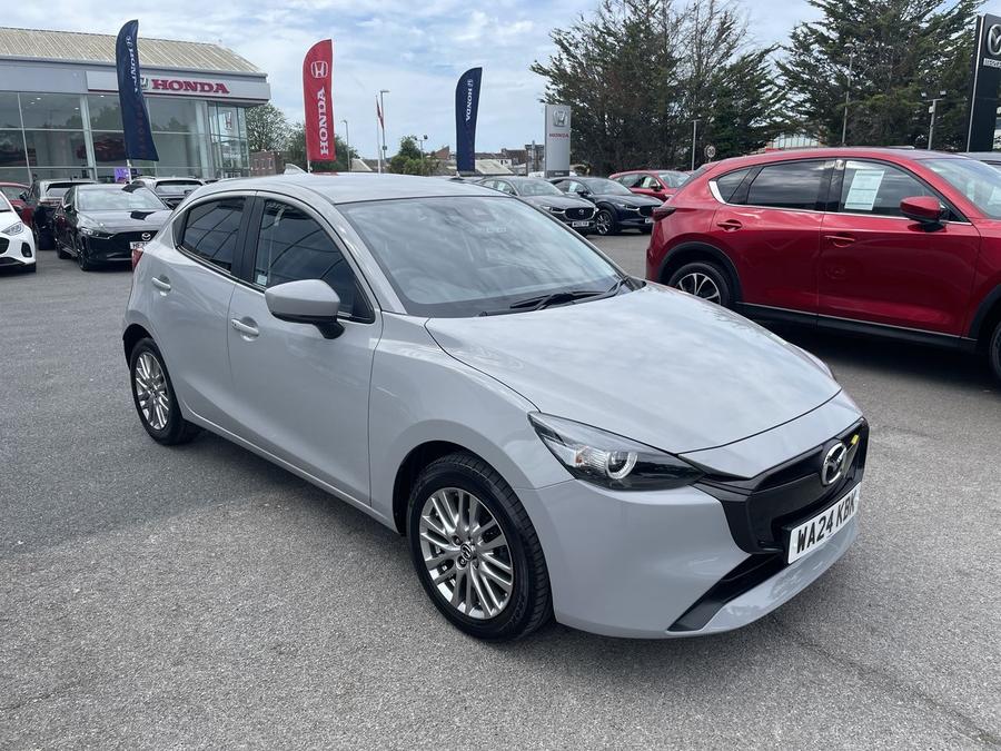Mazda Mazda2 Photo spincar-8380084d4a0eb879cc11a43712bd1fab110d86b7.jpg
